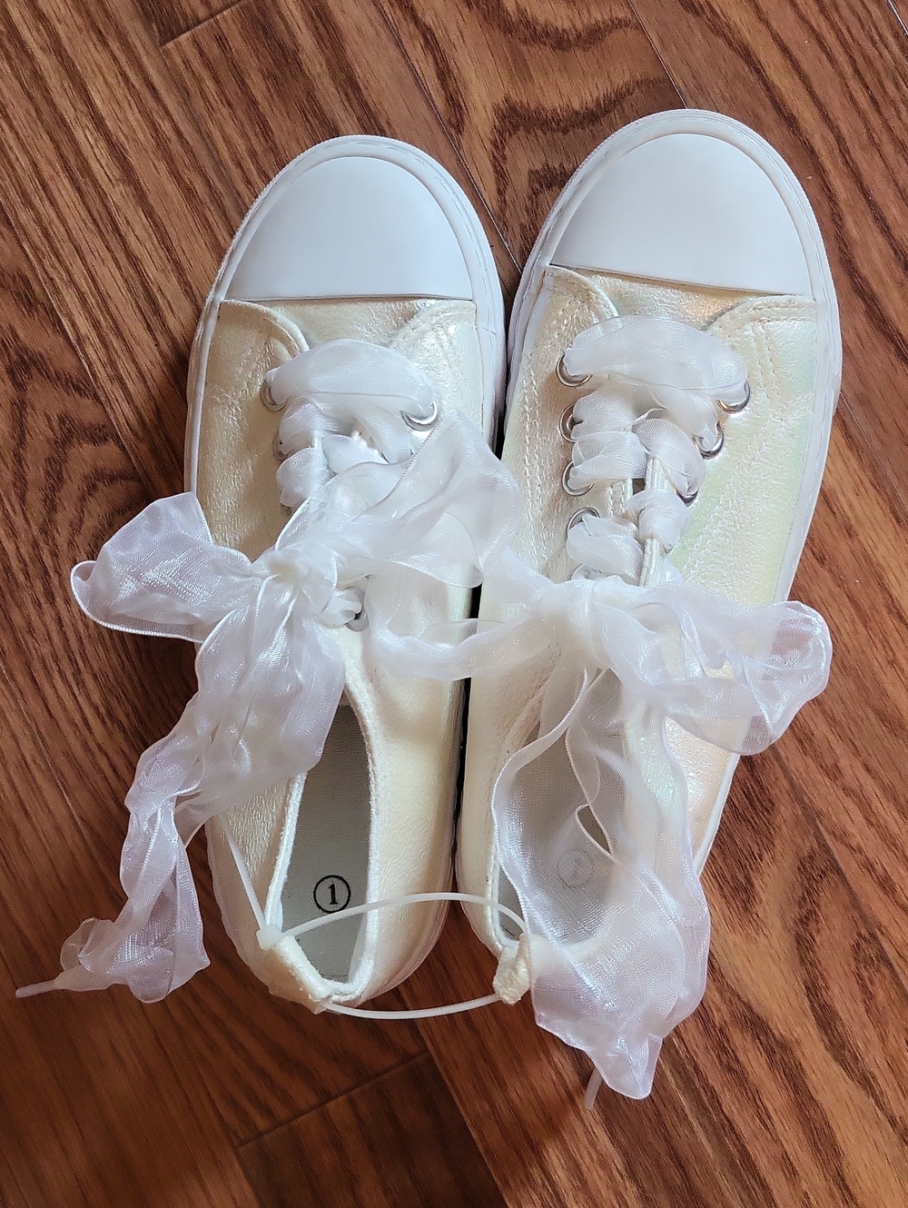 New girl's iridescent ribbon lace up sneakers